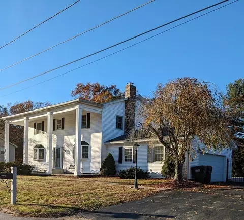 17 Stephen Dr, Webster, MA 01570