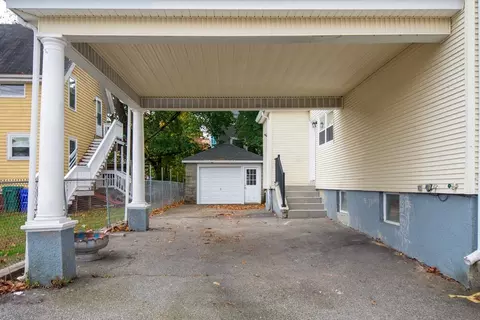 71 Emory St, Attleboro, MA 02703 photo 4