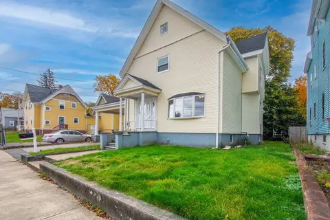 71 Emory St, Attleboro, MA 02703 photo 3