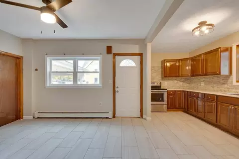 71 Emory St, Attleboro, MA 02703 photo 16