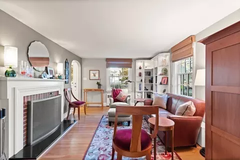 28 Willow St, Reading, MA 01867 photo 8