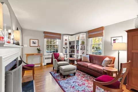 28 Willow St, Reading, MA 01867 photo 7