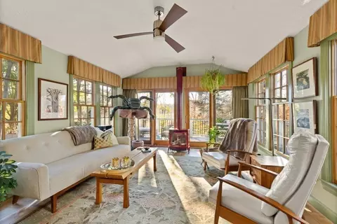 28 Willow St, Reading, MA 01867 photo 15
