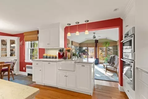 28 Willow St, Reading, MA 01867 photo 14