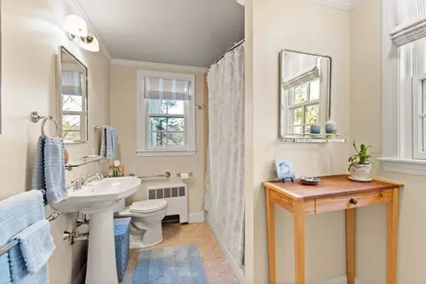 28 Willow St, Reading, MA 01867 photo 19
