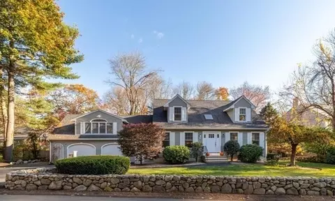 67 Grover St, Beverly, MA 01915