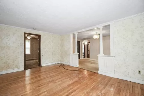 62 Pine Ave, Leicester, MA 01611 photo 3