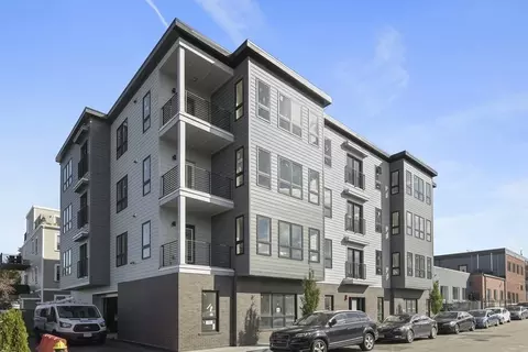 19-23 Clapp St #1, Dorchester, MA 02125