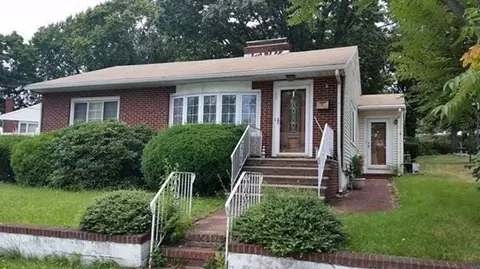 65 Olive St, Revere, MA 02151