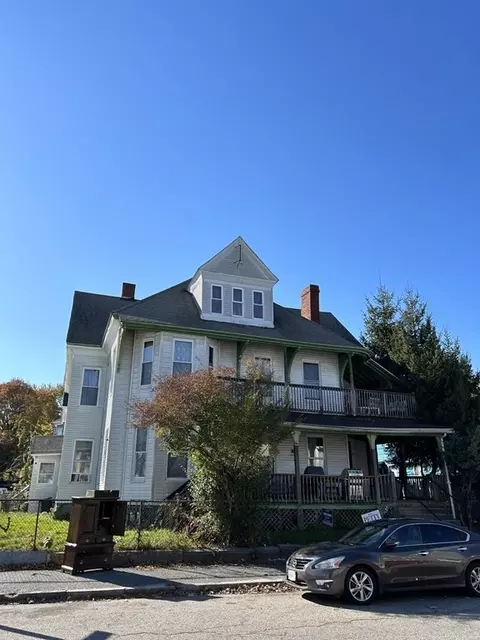 26 Benefit St, Worcester, MA 01610