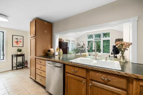 26 Mark Ave, Reading, MA 01867 photo 11