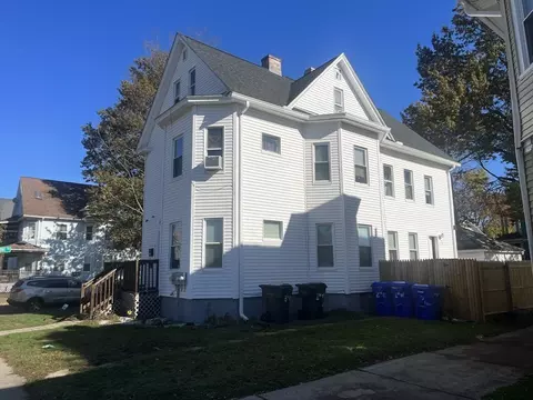 63 Beaumont St, Springfield, MA 01108 photo 2