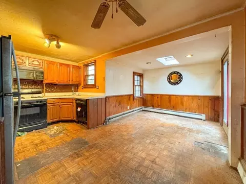 222 Lake Ave, Wareham, MA 02538 photo 8