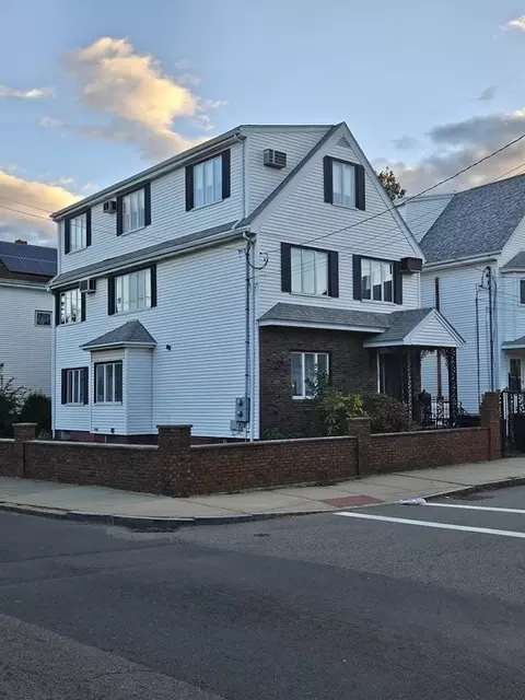 105 Winslow St, Everett, MA 02149