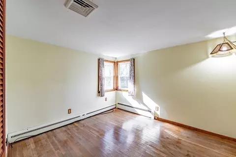 311 Holcomb Rd, Springfield, MA 01118 photo 21