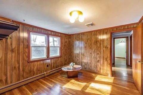 311 Holcomb Rd, Springfield, MA 01118 photo 22