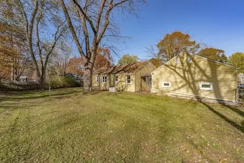 311 Holcomb Rd, Springfield, MA 01118 photo 30