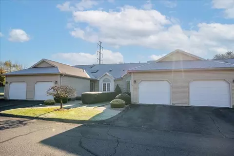 80 Pine Grove Dr #80, South Hadley, MA 01075