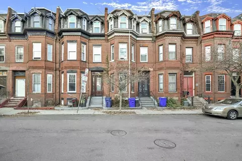 84 Mount Pleasant Ave, Boston, MA 02119