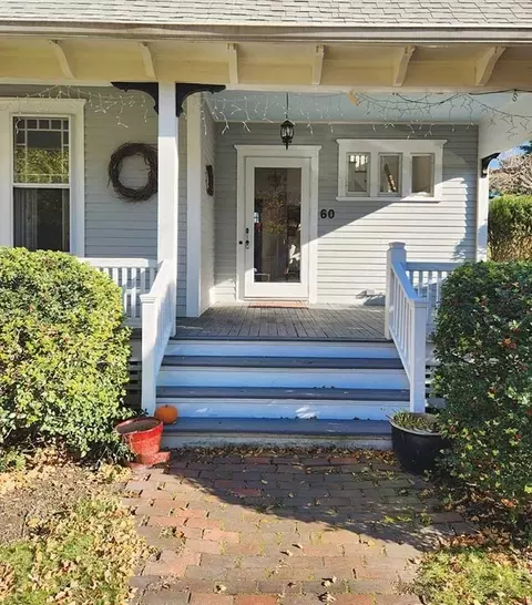 60 Maple St, Framingham, MA 01702 photo 3
