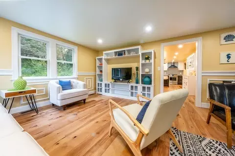 38 Evans St, Barnstable, MA 02655 photo 6