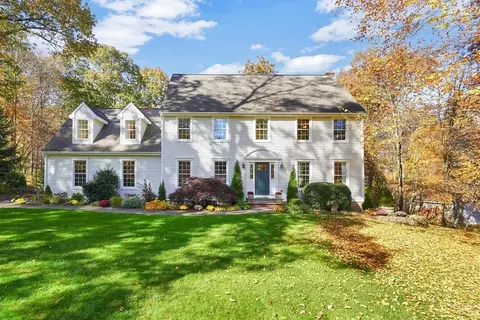 20 Hearthstone Dr, Hebron, CT 06248