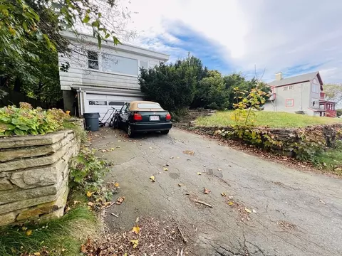 3 Nautical Ln, Nahant, MA 01908