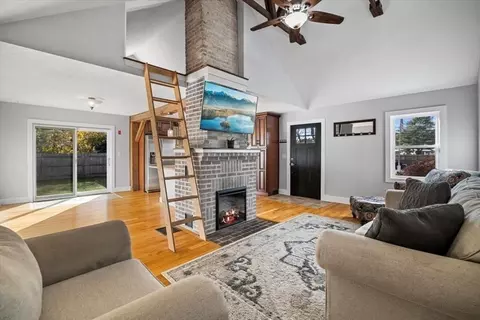 753 Main St, Wareham, MA 02571 photo 9