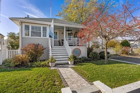 103 Newport, Hull, MA 02045