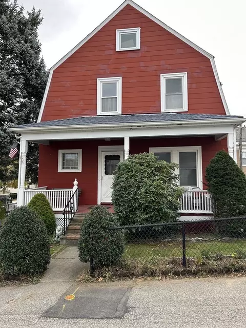 31 Francis Ave, Quincy, MA 02169