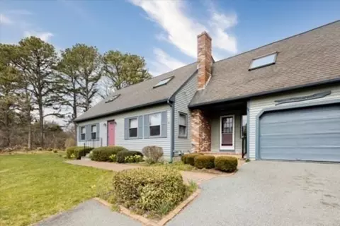 4 Surf Dr, Mashpee, MA 02649 photo 2