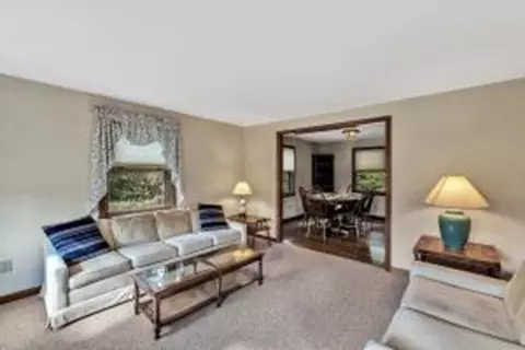 4 Surf Dr, Mashpee, MA 02649 photo 8