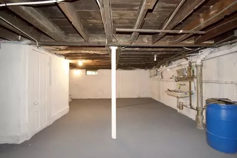 102 Florence St, Springfield, MA 01105 photo 28