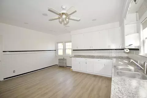 102 Florence St, Springfield, MA 01105 photo 30