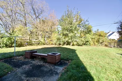 102 Florence St, Springfield, MA 01105 photo 24