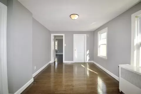 102 Florence St, Springfield, MA 01105 photo 18