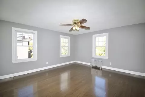 102 Florence St, Springfield, MA 01105 photo 19