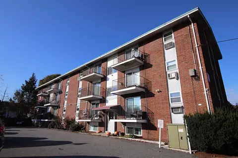 36 Essex St #2, Saugus, MA 01906