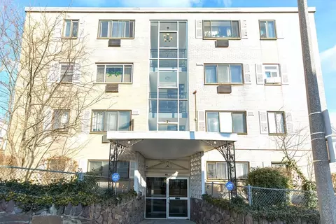 46 Adams St #B6, Boston, MA 02122