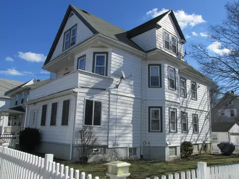 113-115 Merrymount Rd, Quincy, MA 02169