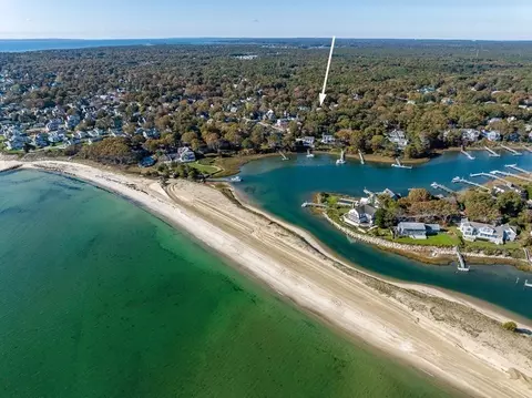 2 Uncle Percys Rd, Mashpee, MA 02649 photo 5