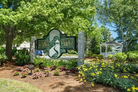 1001 Gazebo Cir #1001, Reading, MA 01867