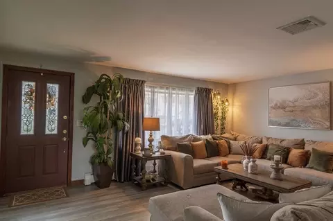 51 Montgomery St, Fall River, MA 02720 photo 8