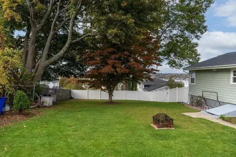 51 Montgomery St, Fall River, MA 02720 photo 21