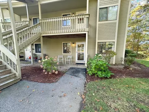 68 Eaton Ln #68, Brewster, MA 02631
