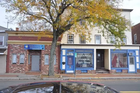 136 Exchange St, Chicopee, MA 01013 photo 2