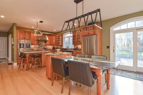 11 Rebekah Ln, Sutton, MA 01590 photo 12