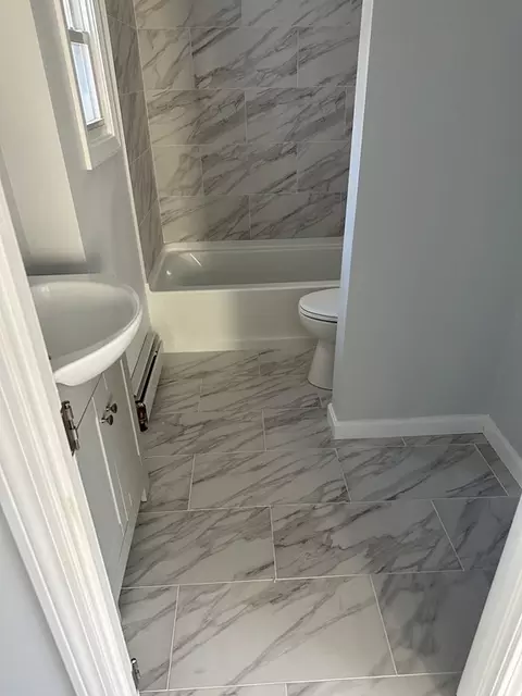 512 Alden St, Fall River, MA 02723 photo 5