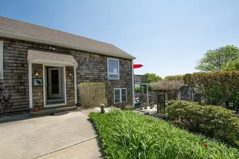 7 Bluff Rd, Hull, MA 02045 photo 4