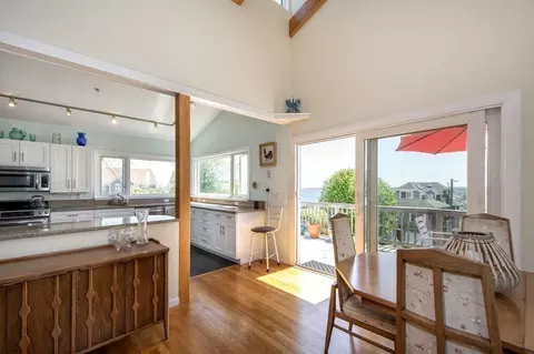 7 Bluff Rd, Hull, MA 02045 photo 10